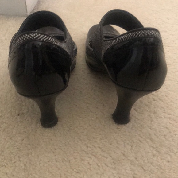 Linea Paolo Pumps - Picture 4 of 8